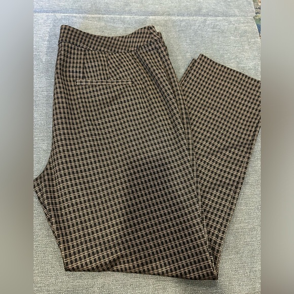 Lane Bryant Pull-On Pants - Picture 2 of 4